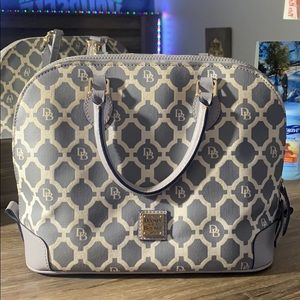 Dooney & Burke crossbody pattern bag